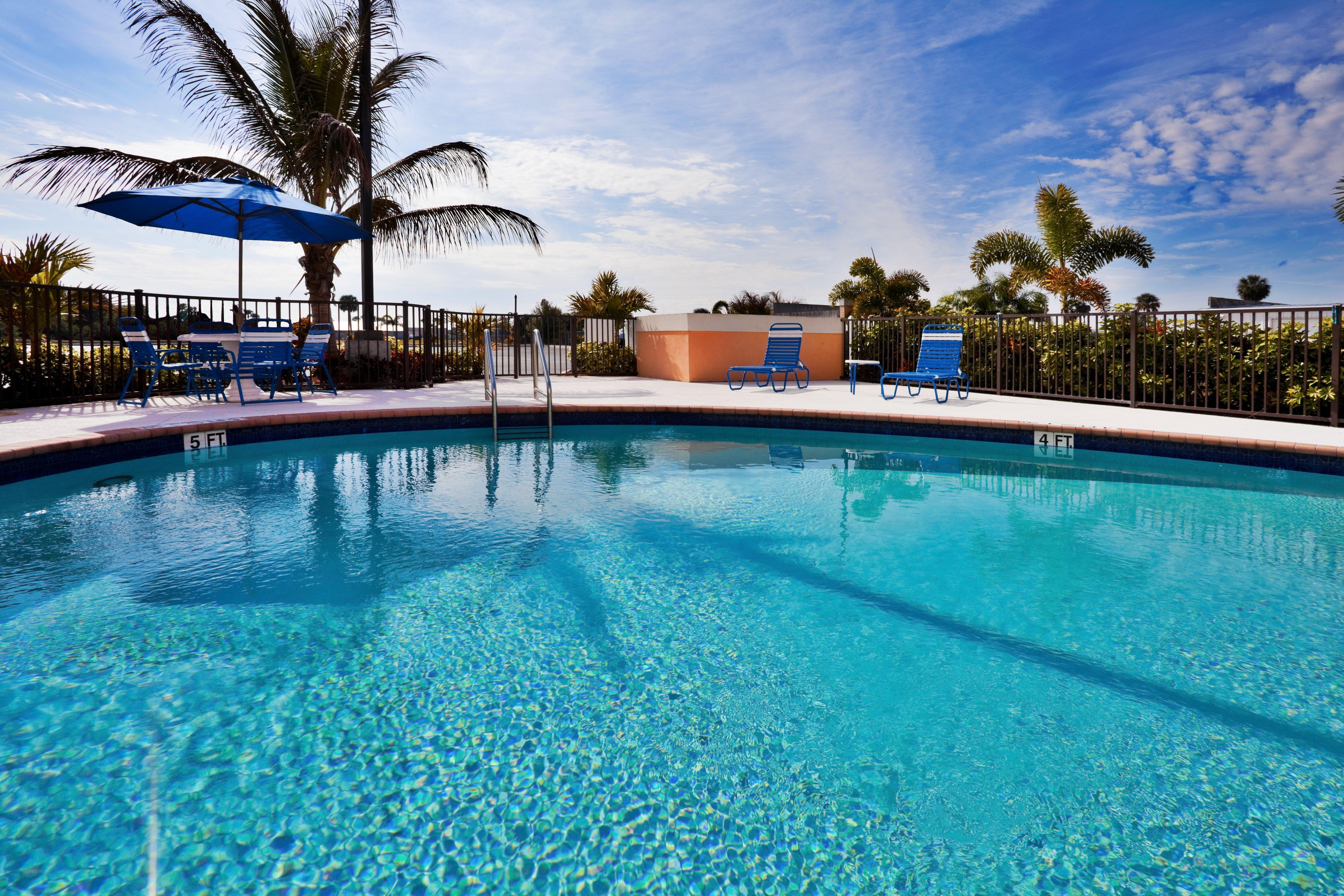 Holiday Inn Express Lake Okeechobee By Ihg Exterior photo